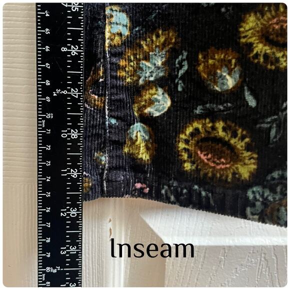 Pilcro Anthropologie The Icon Size 26 Print Corduroy Flare Pant 29.5 Inch Inseam - Picture 11 of 14